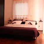 Lux Villa *